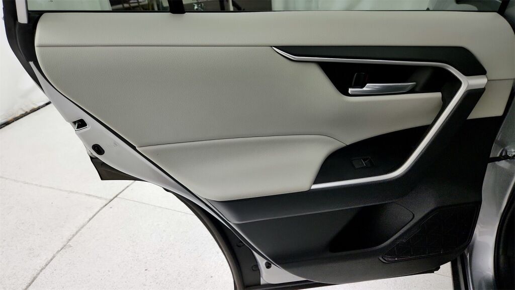 2023 Toyota RAV4 Hybrid XLE Laurel MD