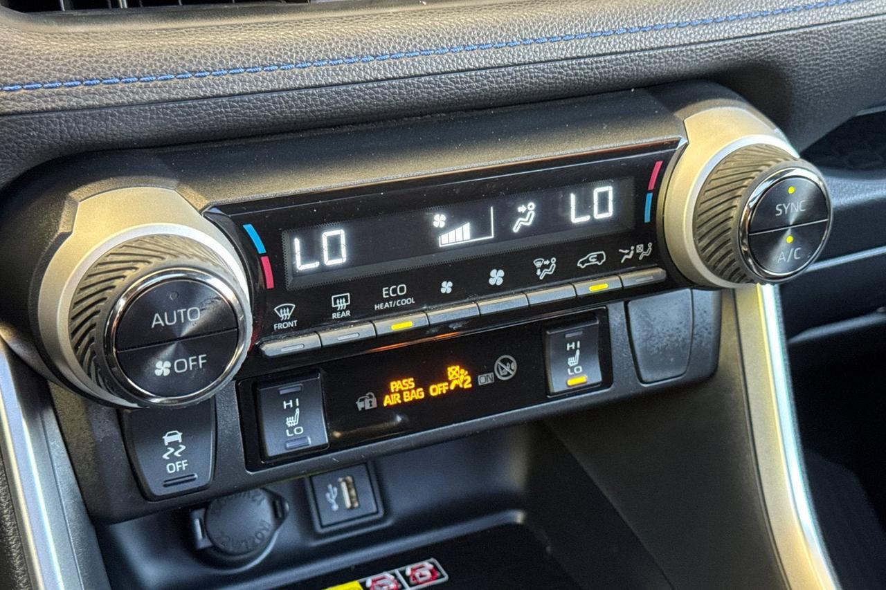 2023 Toyota RAV4 Hybrid XSE Roseville CA