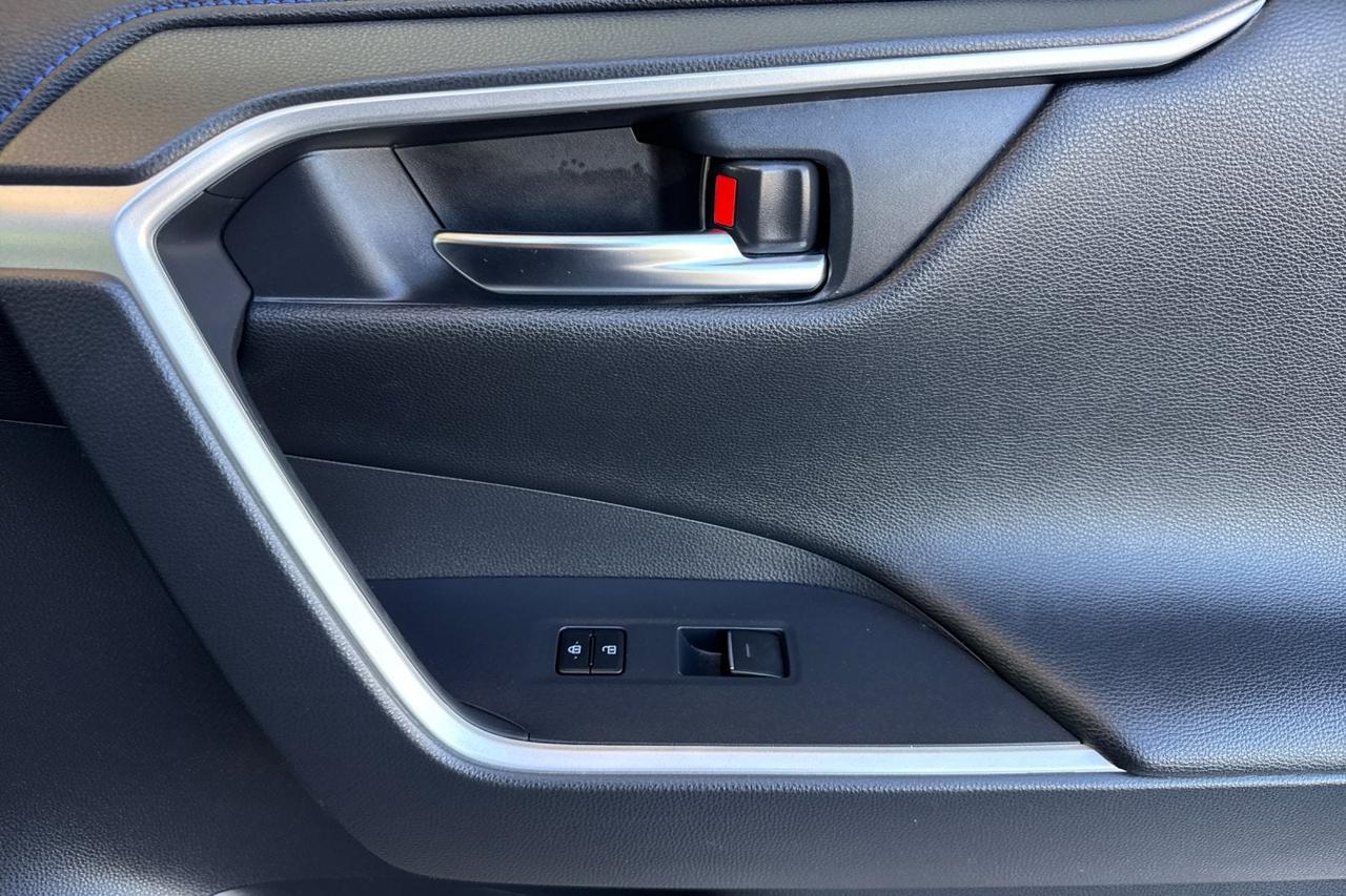 2023 Toyota RAV4 Hybrid XSE Roseville CA