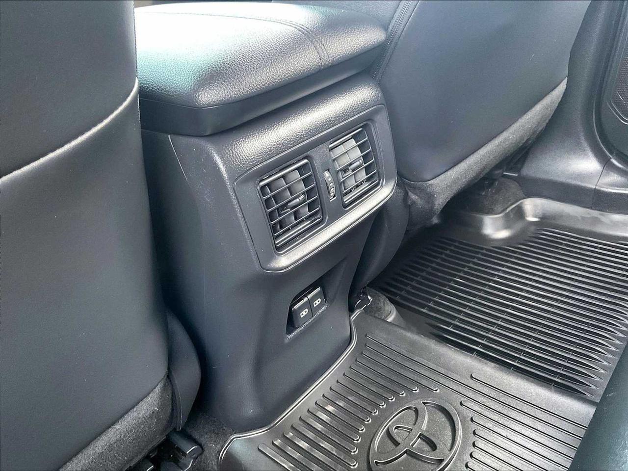 2023 Toyota RAV4 Hybrid XSE Roseville CA