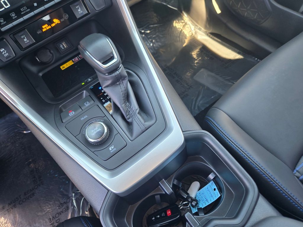 2023 Toyota RAV4 Hybrid XSE Roseville CA