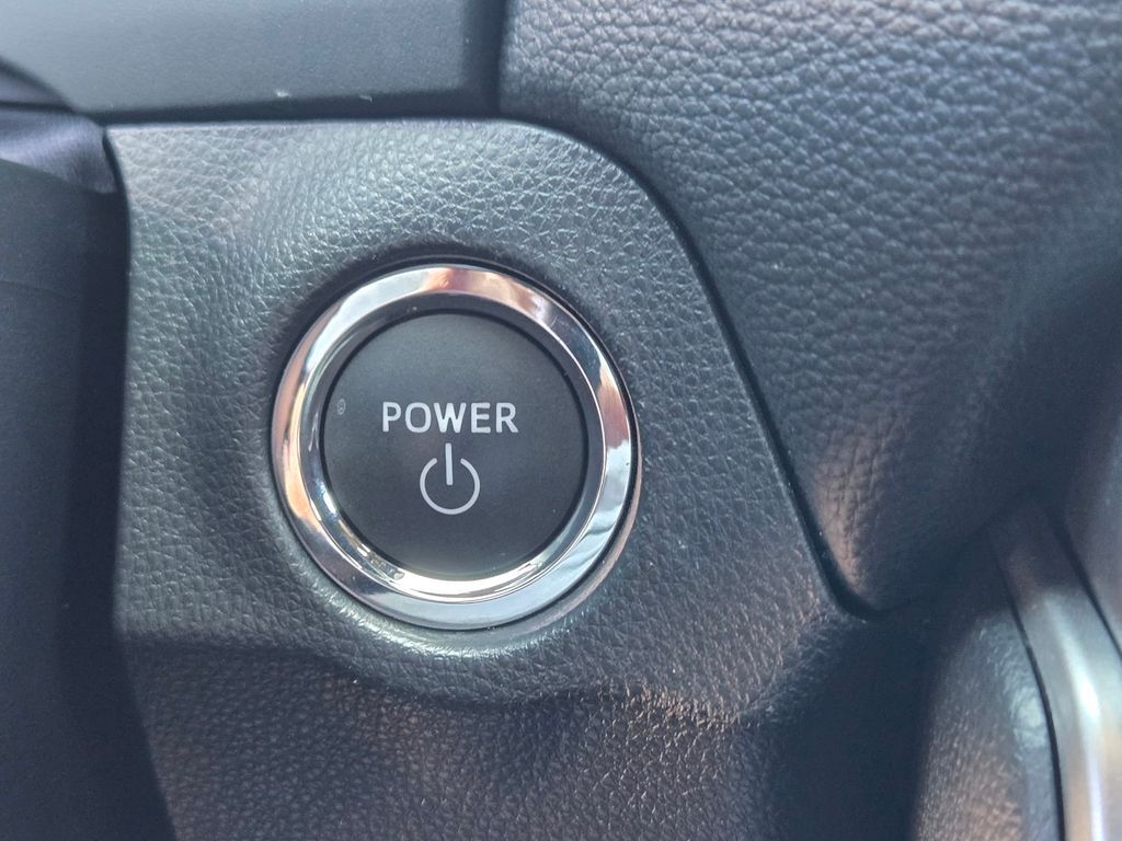 2023 Toyota RAV4 Hybrid XSE Roseville CA