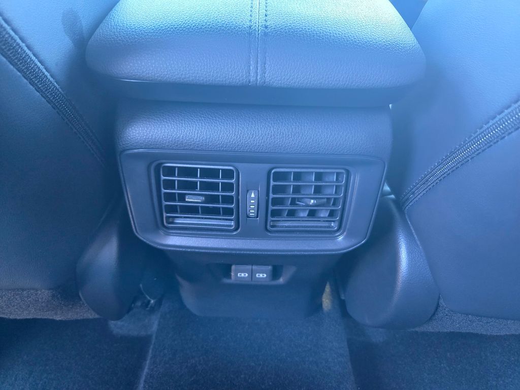 2023 Toyota RAV4 Hybrid XSE Roseville CA