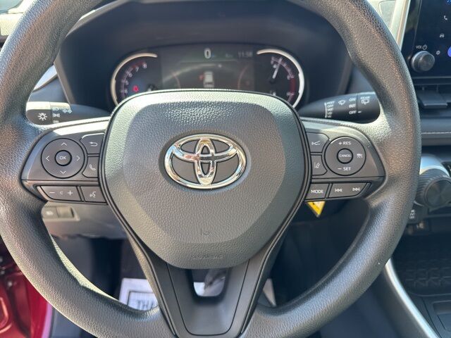 2023 Toyota RAV4 LE  TX