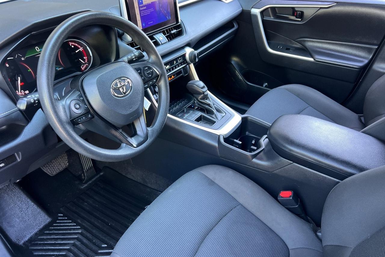 2023 Toyota RAV4 LE Roseville CA