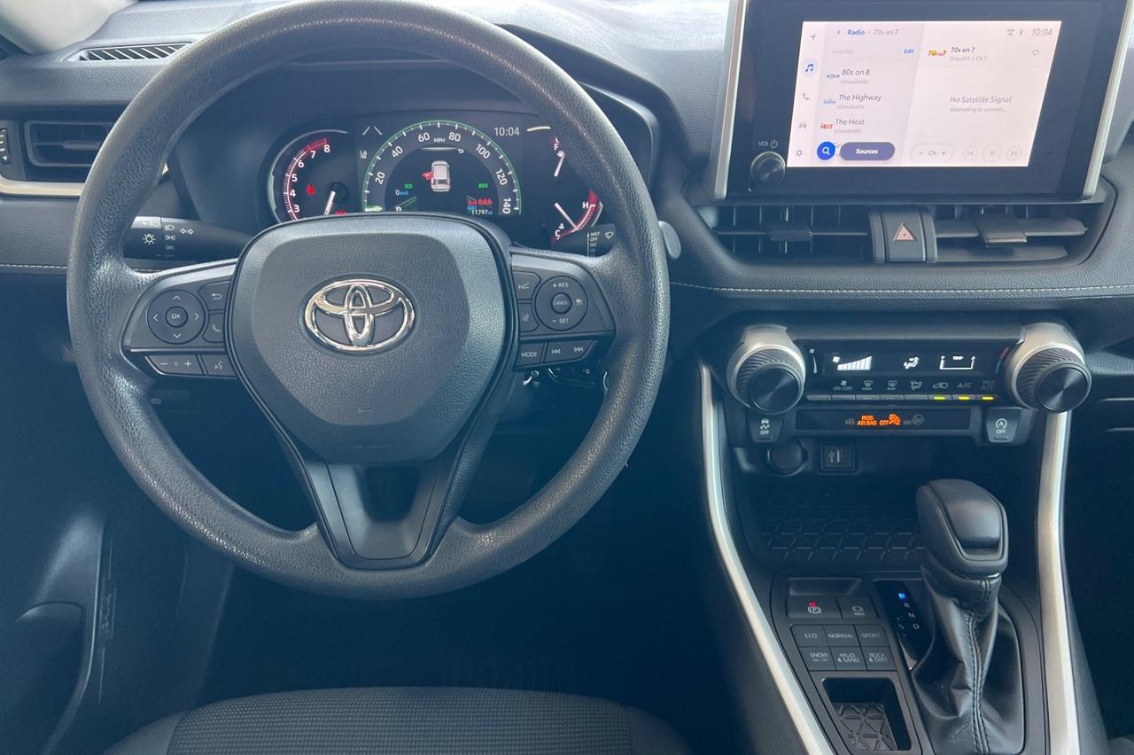 2023 Toyota RAV4 LE Ontario OR