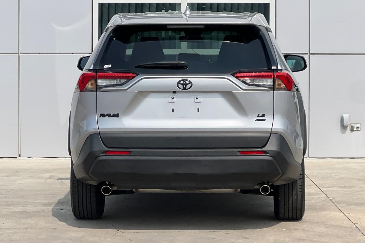 2023 Toyota RAV4 LE Ontario OR