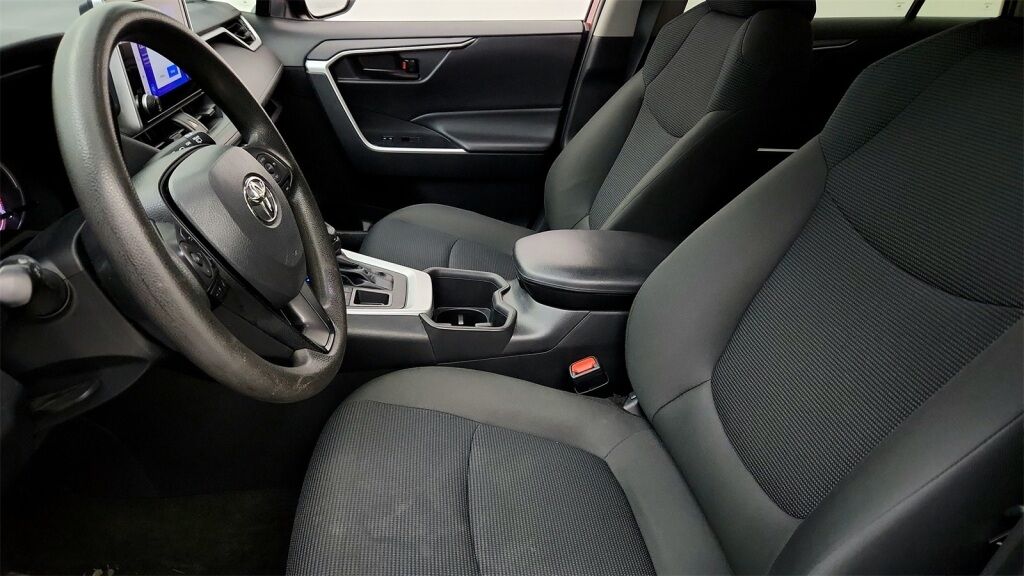 2023 Toyota RAV4 LE Laurel MD