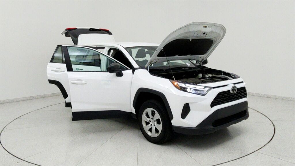 2023 Toyota RAV4 LE Laurel MD