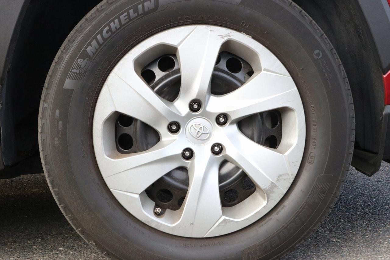 2023 Toyota RAV4 LE Fredericksburg VA