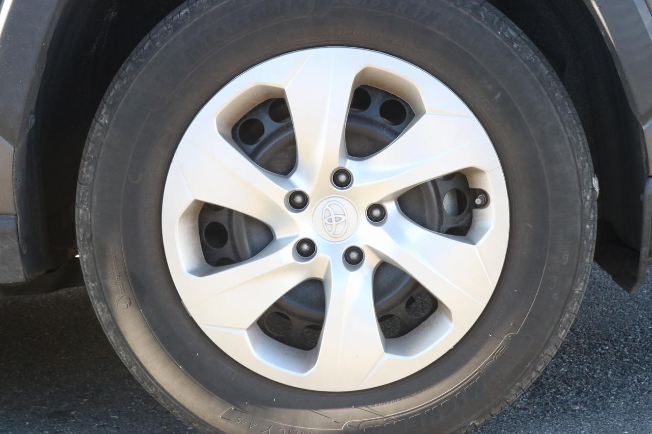 2023 Toyota RAV4 LE Fredericksburg VA