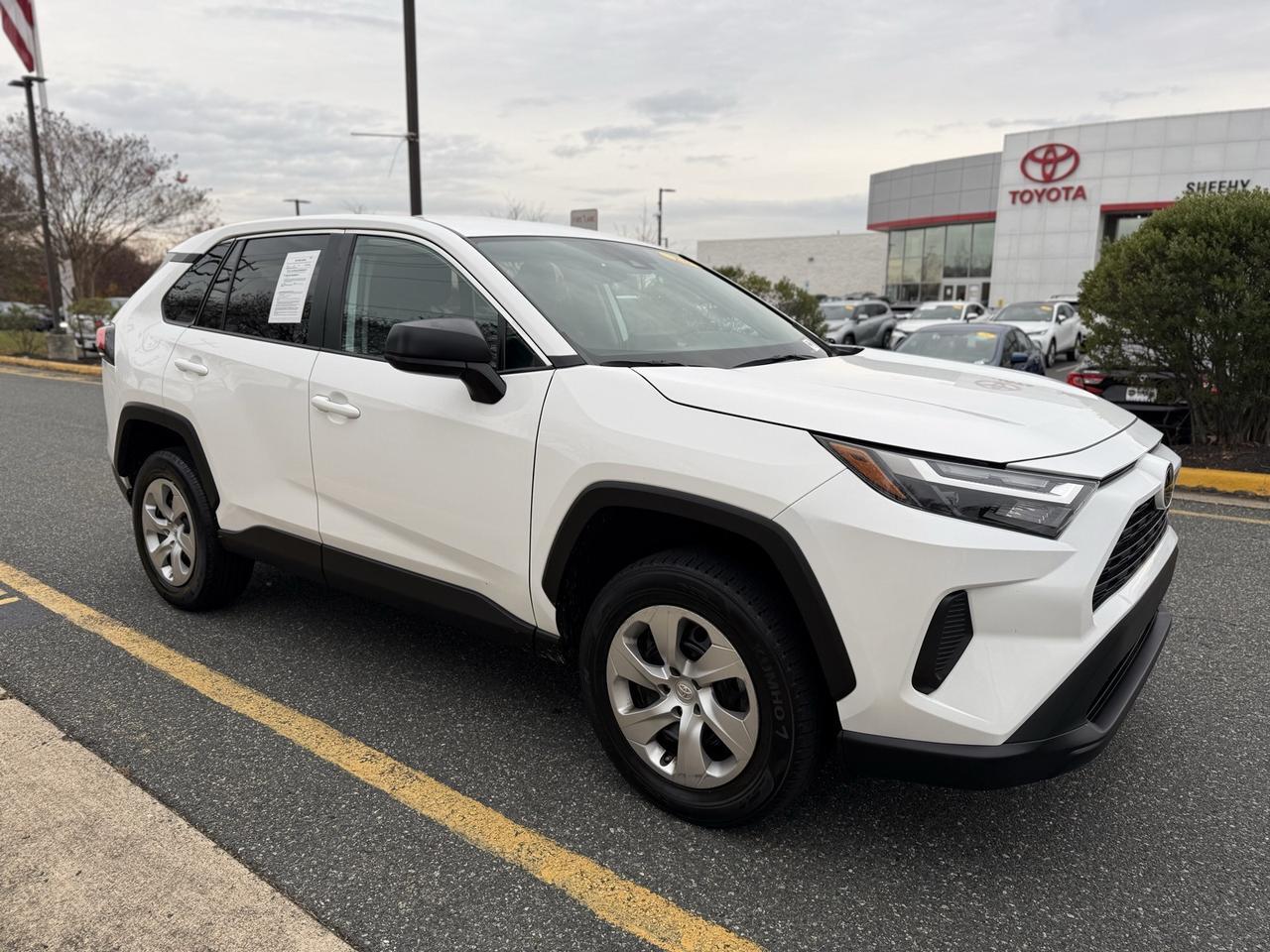 2023 Toyota RAV4 LE