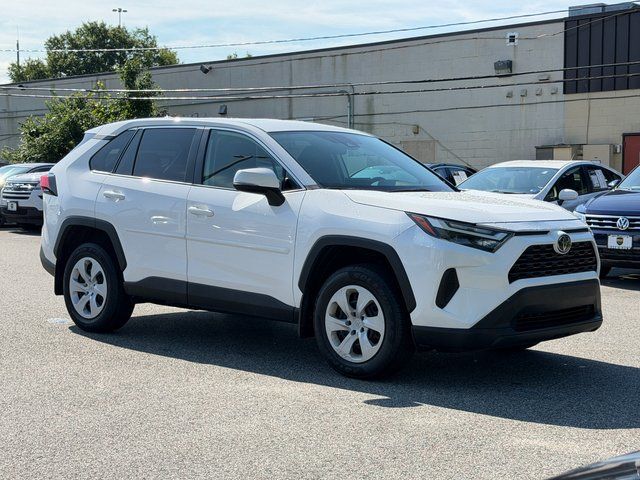 2023 Toyota RAV4 LE