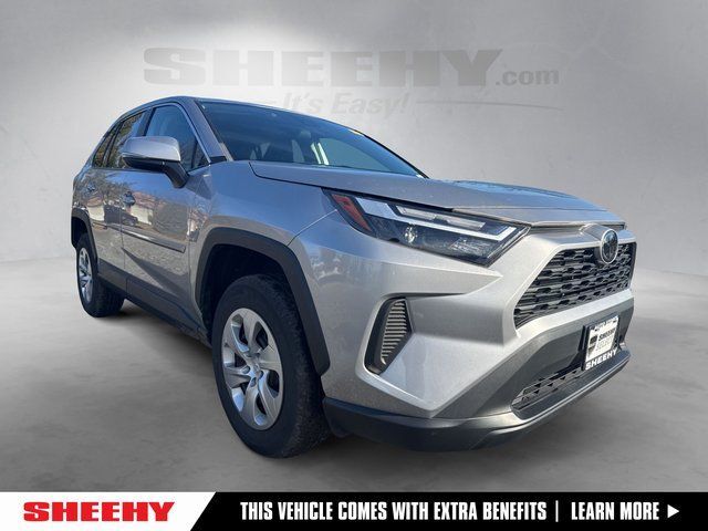 2023 Toyota RAV4 LE