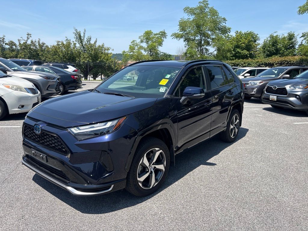 2023 Toyota RAV4 Prime SE