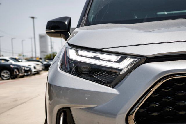 2023 Toyota RAV4 Prime XSE  Selma TX