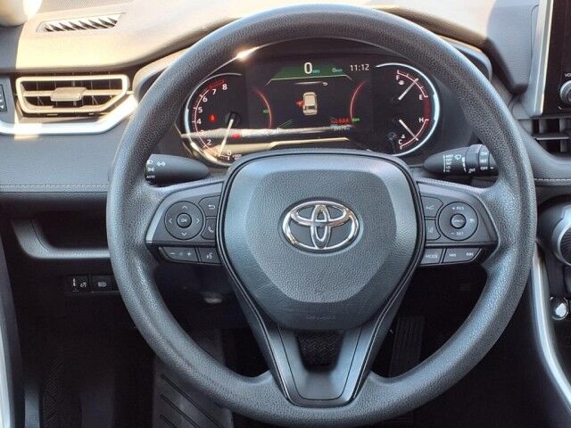 2023 Toyota RAV4 XLE  TX