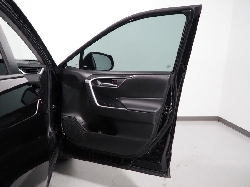 2023 Toyota RAV4 XLE *ADAPTIVE CRUISE, BLIND SPOT & LANE DEPARTURE ALERT, COLLISION ALERT w/BRAKING, BACKUP-CAMERA, COLOR TOUCHSCREEN, MULTI-FUNCTION STEERING WHEEL, KEYLESS ENTRY, ALLOY WHEELS, LED HEADLIGHTS, ANDROID & APPLE Round Rock TX