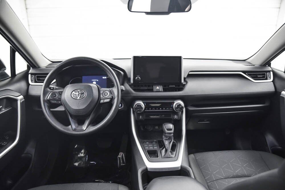 2023 Toyota RAV4 XLE Akron OH