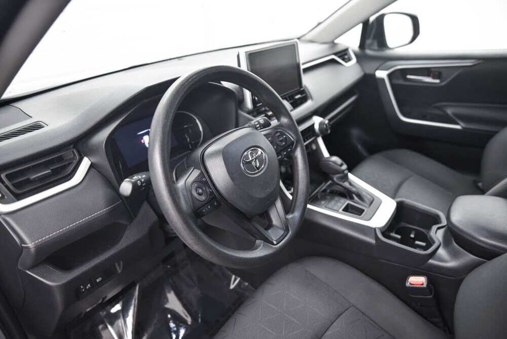2023 Toyota RAV4 XLE Akron OH