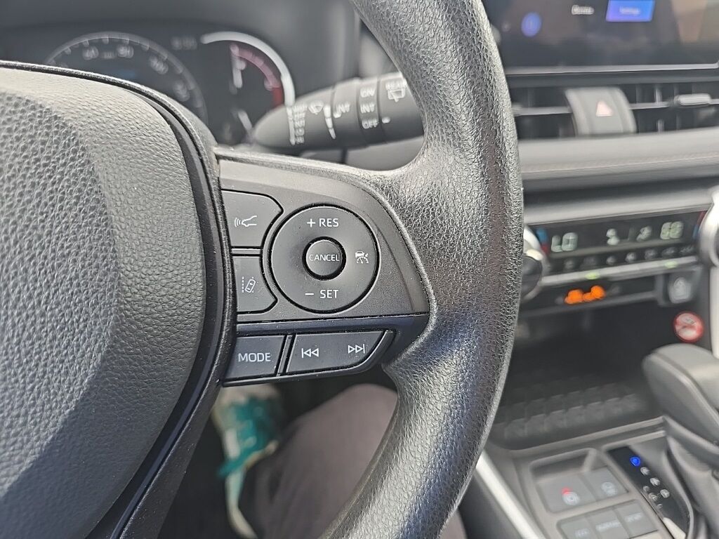 2023 Toyota RAV4 XLE FWD Minocqua WI