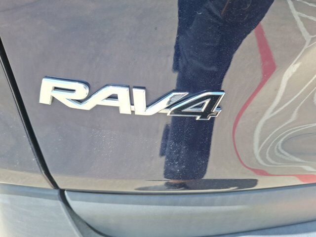 2023 Toyota RAV4 XLE Hurst TX