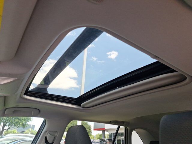 2023 Toyota RAV4 XLE Hurst TX