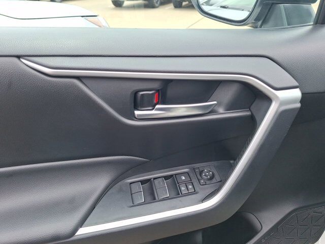 2023 Toyota RAV4 XLE Hurst TX