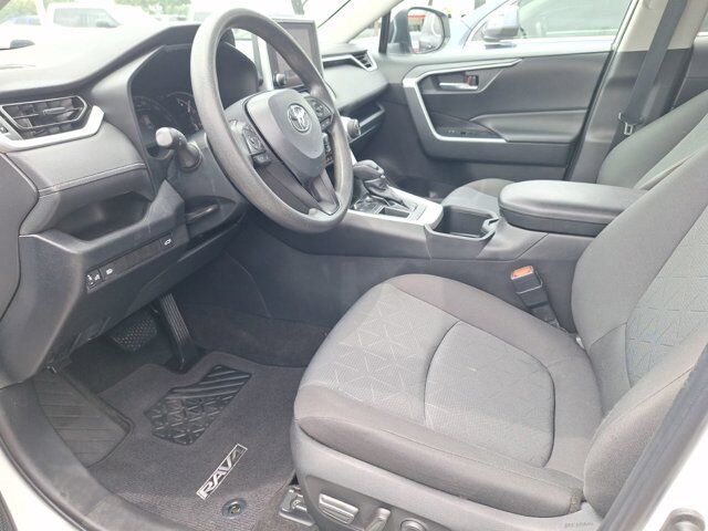 2023 Toyota RAV4 XLE Hurst TX