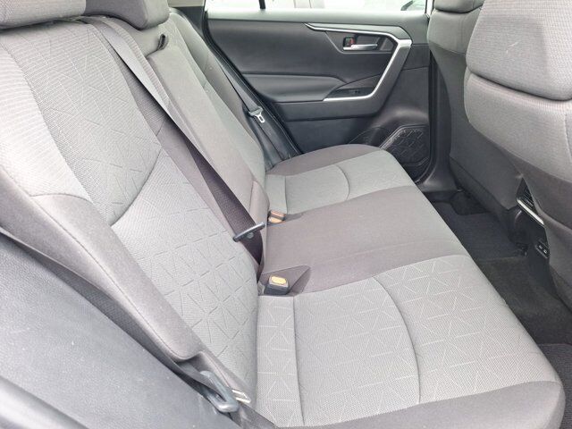 2023 Toyota RAV4 XLE Hurst TX