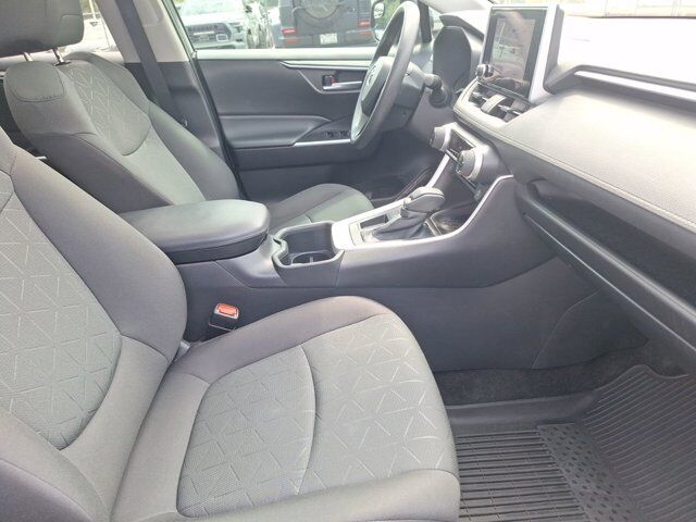 2023 Toyota RAV4 XLE Hurst TX