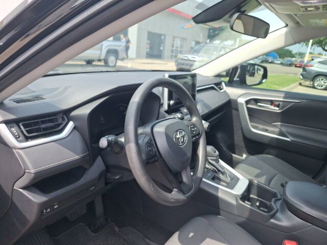 2023 Toyota RAV4 XLE Hurst TX