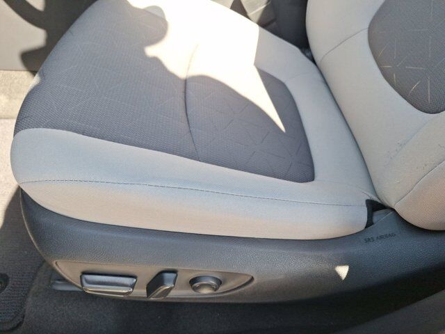 2023 Toyota RAV4 XLE Hurst TX
