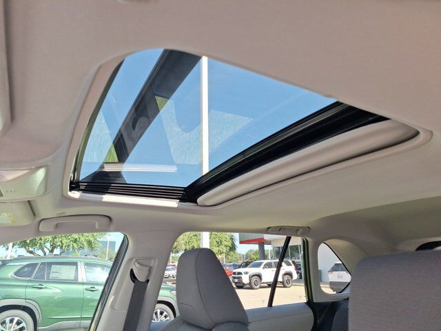 2023 Toyota RAV4 XLE Hurst TX
