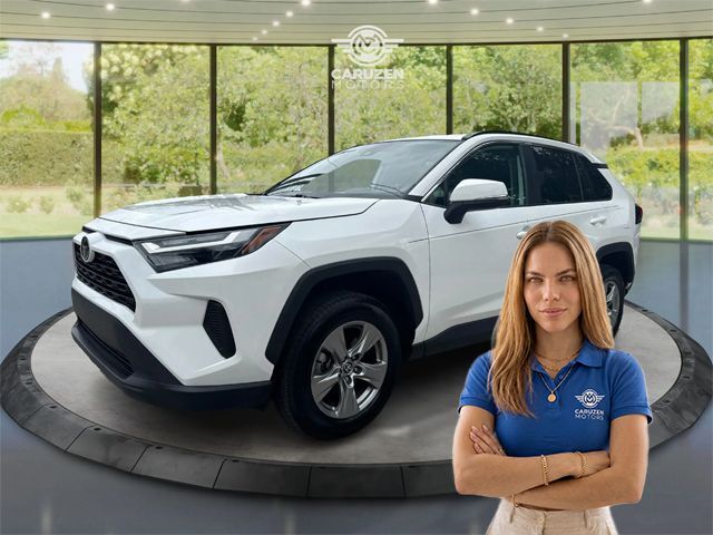 2023 Toyota RAV4 XLE