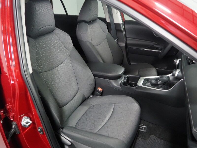 2023 Toyota RAV4 XLE *MOONROOF, ADAPTIVE CRUISE, SAFETY ALERTS, BACKUP-CAMERA, COLOR TOUCHSCREEN, POWER LIFTGATE, KEYLESS ENTRY, ALLOY WHEELS, LED HEADLIGHTS, ANDROID & APPLE