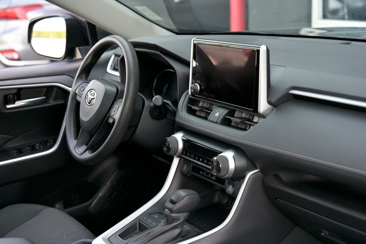 2023 Toyota RAV4 XLE Doral FL