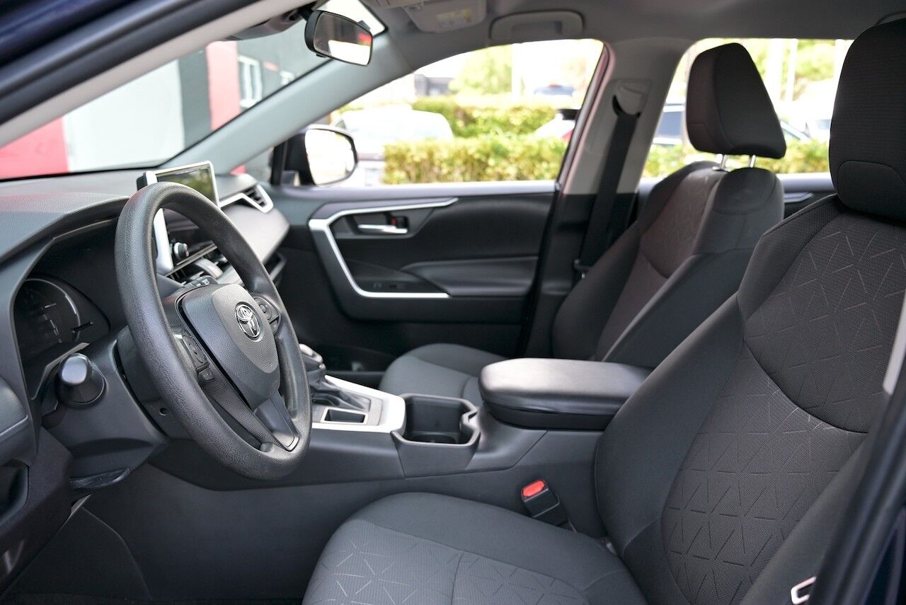 2023 Toyota RAV4 XLE Doral FL
