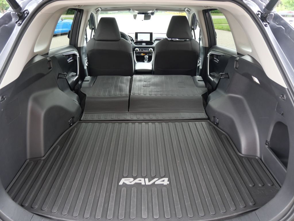 2023 Toyota RAV4 XLE Mt Pleasant MI