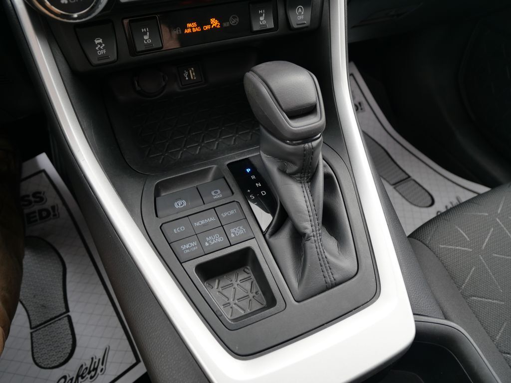 2023 Toyota RAV4 XLE Mt Pleasant MI