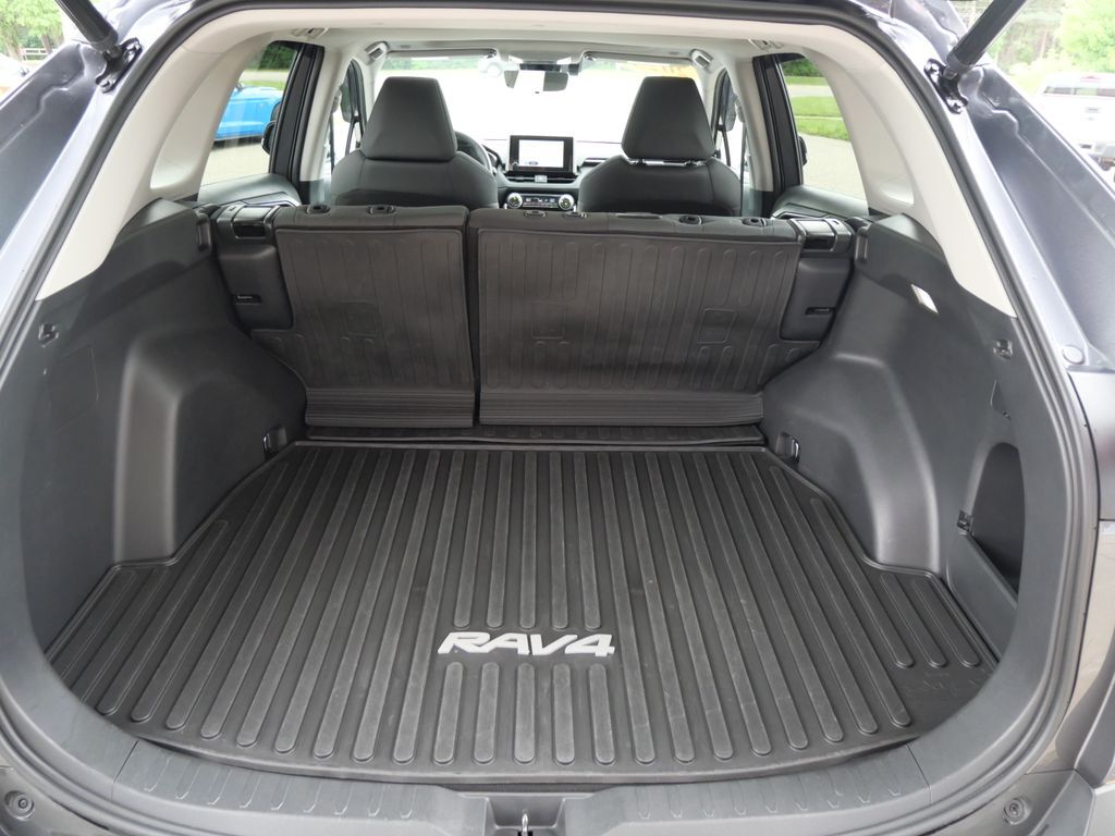 2023 Toyota RAV4 XLE Mt Pleasant MI