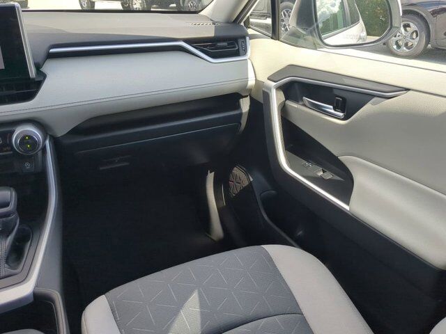 2023 Toyota RAV4 XLE Appleton WI