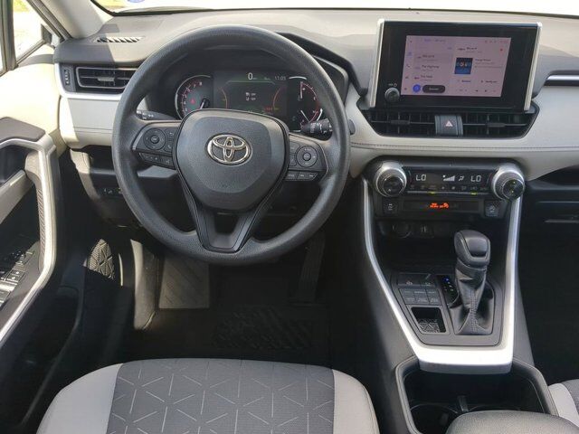 2023 Toyota RAV4 XLE Appleton WI