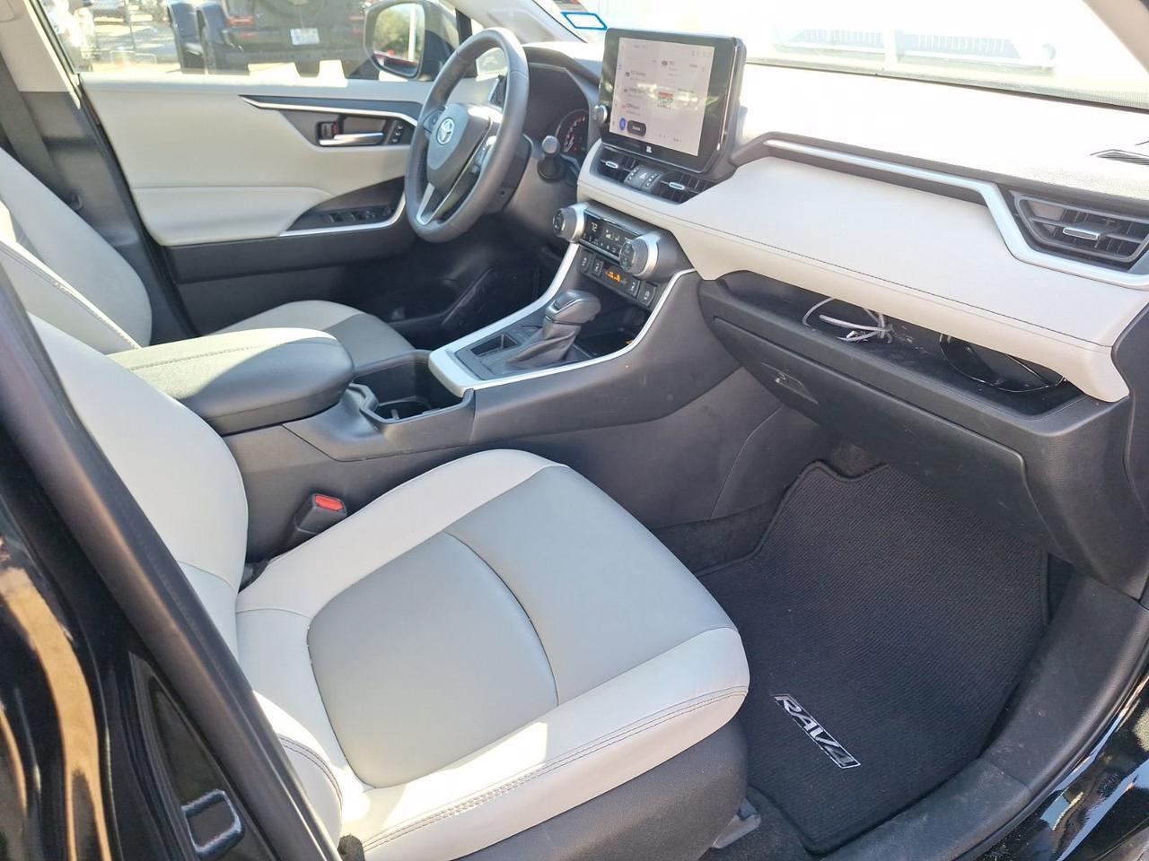 2023 Toyota RAV4 XLE Premium Hurst TX