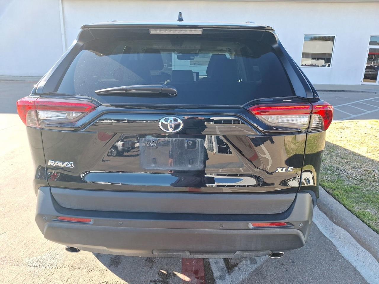 2023 Toyota RAV4 XLE Premium Hurst TX