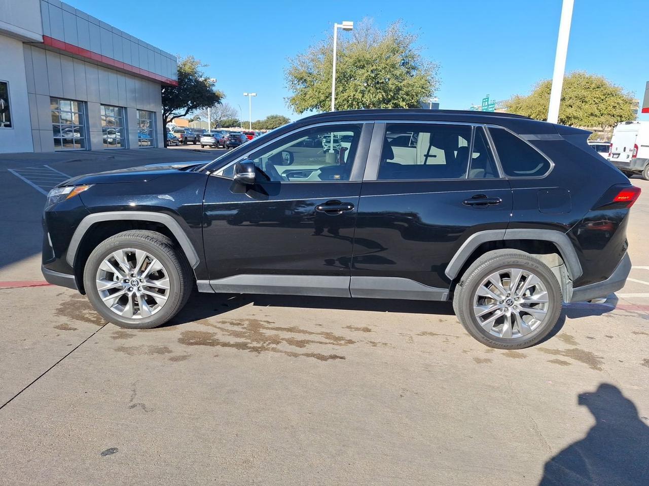 2023 Toyota RAV4 XLE Premium Hurst TX