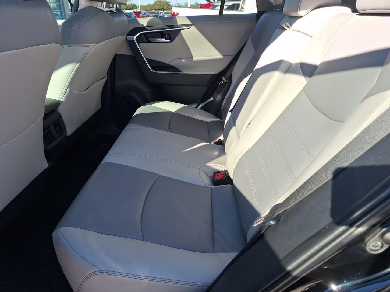 2023 Toyota RAV4 XLE Premium Hurst TX