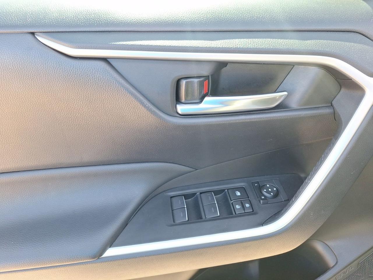 2023 Toyota RAV4 XLE Premium Hurst TX