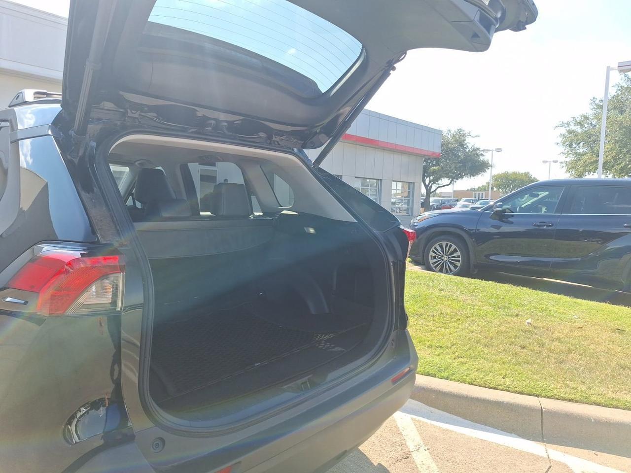 2023 Toyota RAV4 XLE Premium Hurst TX