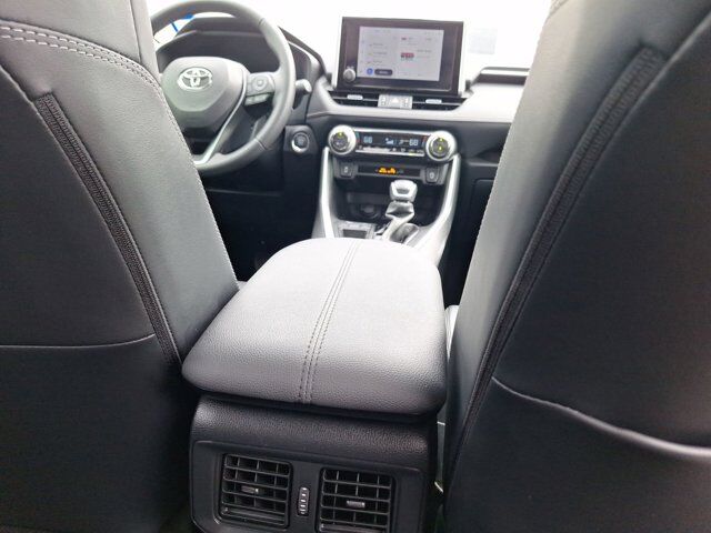 2023 Toyota RAV4 XLE Premium Hurst TX